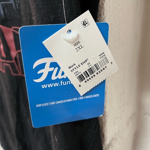 Funko Pocket Pop Batman with Black and Red Design - Picture 3 of 5